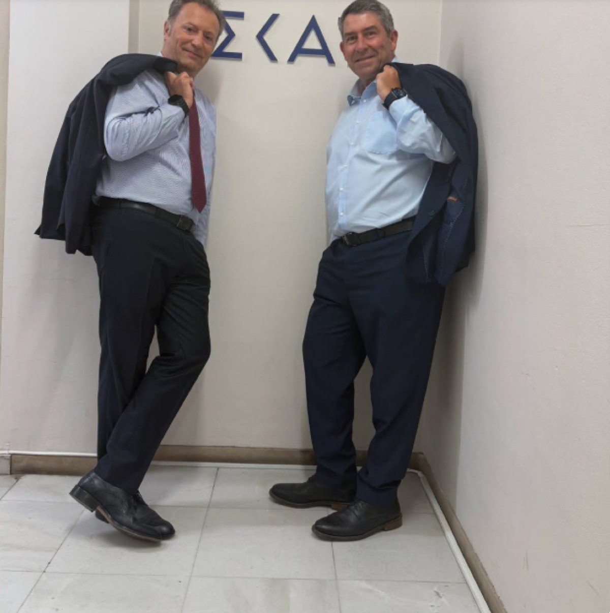 Χωρίζουν οι δρόμοι των δύο ανδρών
