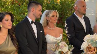 Έβαλε στεφάνι ο «Plaka Exei»: Ο ρομαντικός γάμος του Άγγελου Πάτση με την Κατερίνα Καρκακέλα και το απολαυστικό βίντεο-ντοκουμέντο πριν την εκκλησία!