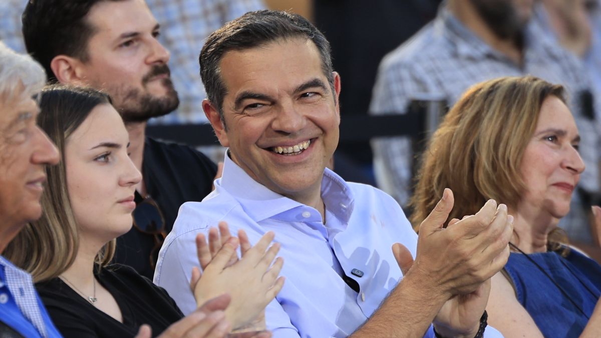 Τρεις μεταγραφικές «βόμβες» από τον Αλέξη Τσίπρα! Οι μυστικές προσθήκες που έρχονται να αποτελειώσουν τη Νέα Δημοκρατία – Ποια στελέχη του ΠΑΣΟΚ παίρνει μαζί του;