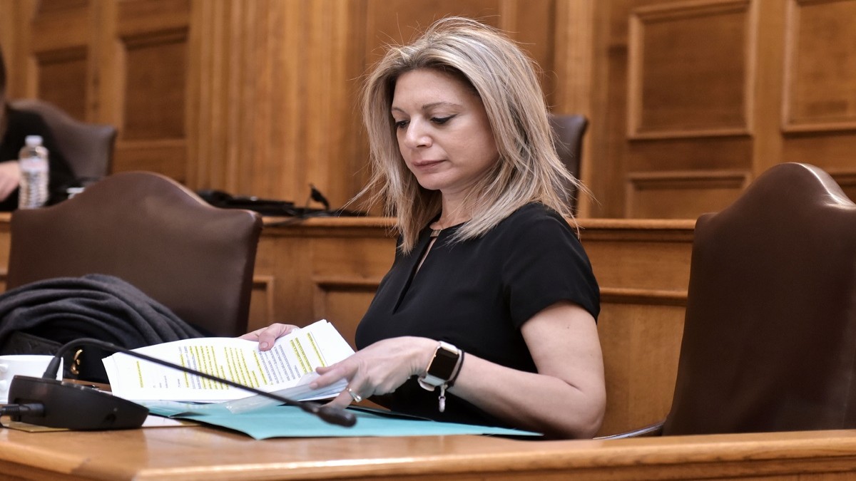 Με έδρα την οδό Αιόλου, το κόμμα της Μαρίας Καρυστιανού ανοίγει γραφεία, ετοιμάζει το πολιτικό του πρόγραμμα και αναζητά δυνατά στελέχη για την επερχόμενη πόλωση