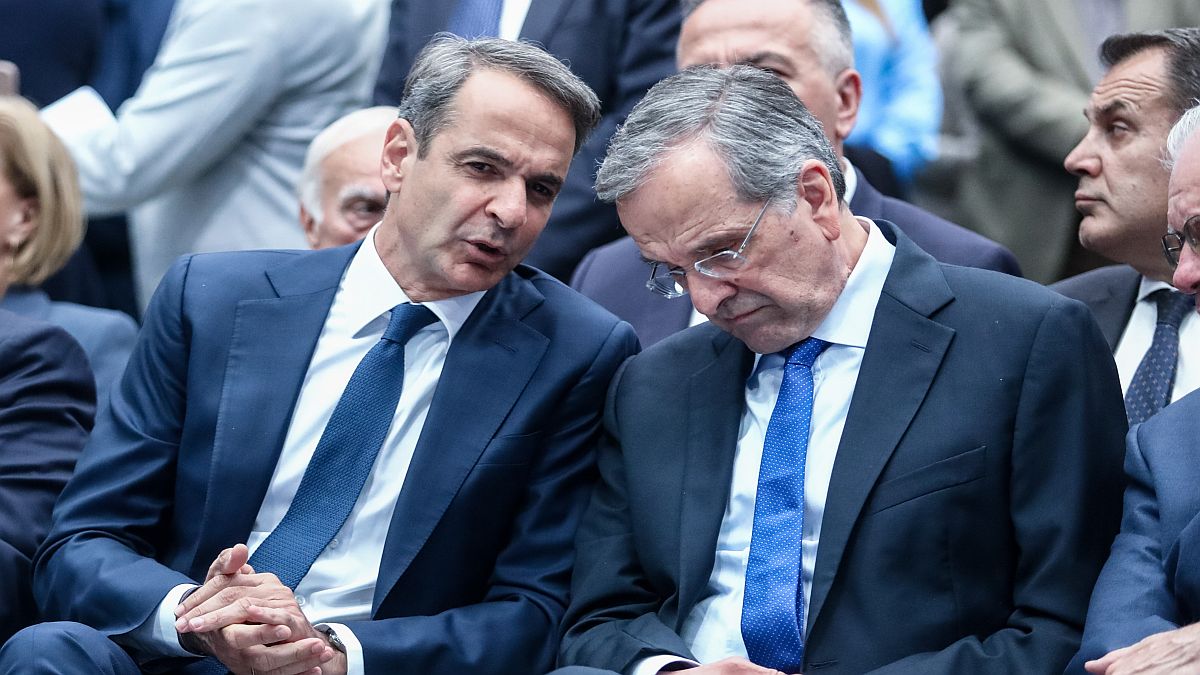 Σοκ στο Μαξίμου και «εγκεφαλικό» ο Μητσοτάκης: Αυτοί είναι οι 4 «γαλάζιοι» που παίρνει ο Σαμαράς για να του ρίξει την κυβέρνηση!