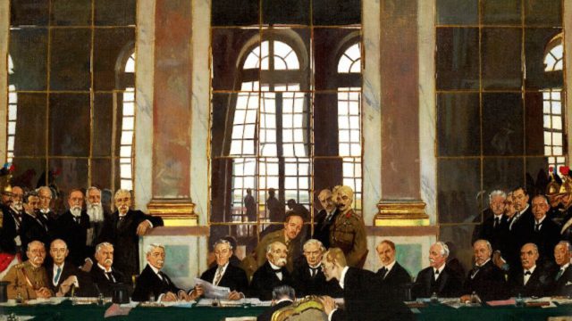 Σαν σήμερα 28/6 1919: Υπογράφεται στο Παρίσι η Συνθήκη των Βερσαλλιών, με την οποία τερματίζεται ο Α’ Παγκόσμιος Πόλεμος