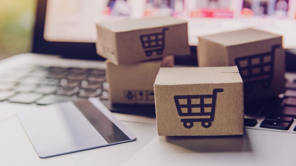 Σοκ για τις online αγορές: Νέα χρέωση 3 ευρώ από την 1η Ιουλίου – Ποιους αφορά