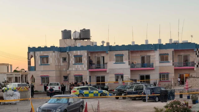 Το χρονικό της τραγωδίας στην Κύπρο: Πώς εγκλωβίστηκαν τα δύο αδέρφια, 8 και 10 ετών, στο αυτοκίνητο -Είχαν έρθει για διακοπές
