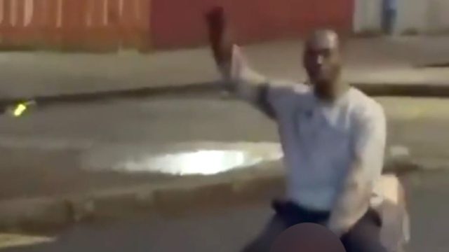 Μπέλφαστ: Ο δράστης της επίθεσης με μαχαίρι είχε εξασφαλίσει άσυλο με διαδικασία-εξπρές της κυβέρνησης Σούνακ