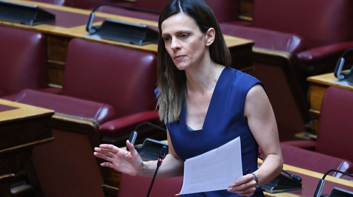 Παραίτηση βόμβα από την Έφη Αχτσιόγλου – Τι αναφέρει στην επιστολή της προς τον Νίκο Κακλαμάνη