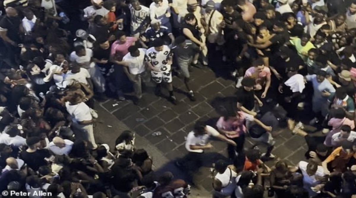 Από γιορτή σε εφιάλτη: Χάος, βία και εκατοντάδες συλλήψεις στη Γαλλία – Δείτε βίντεο