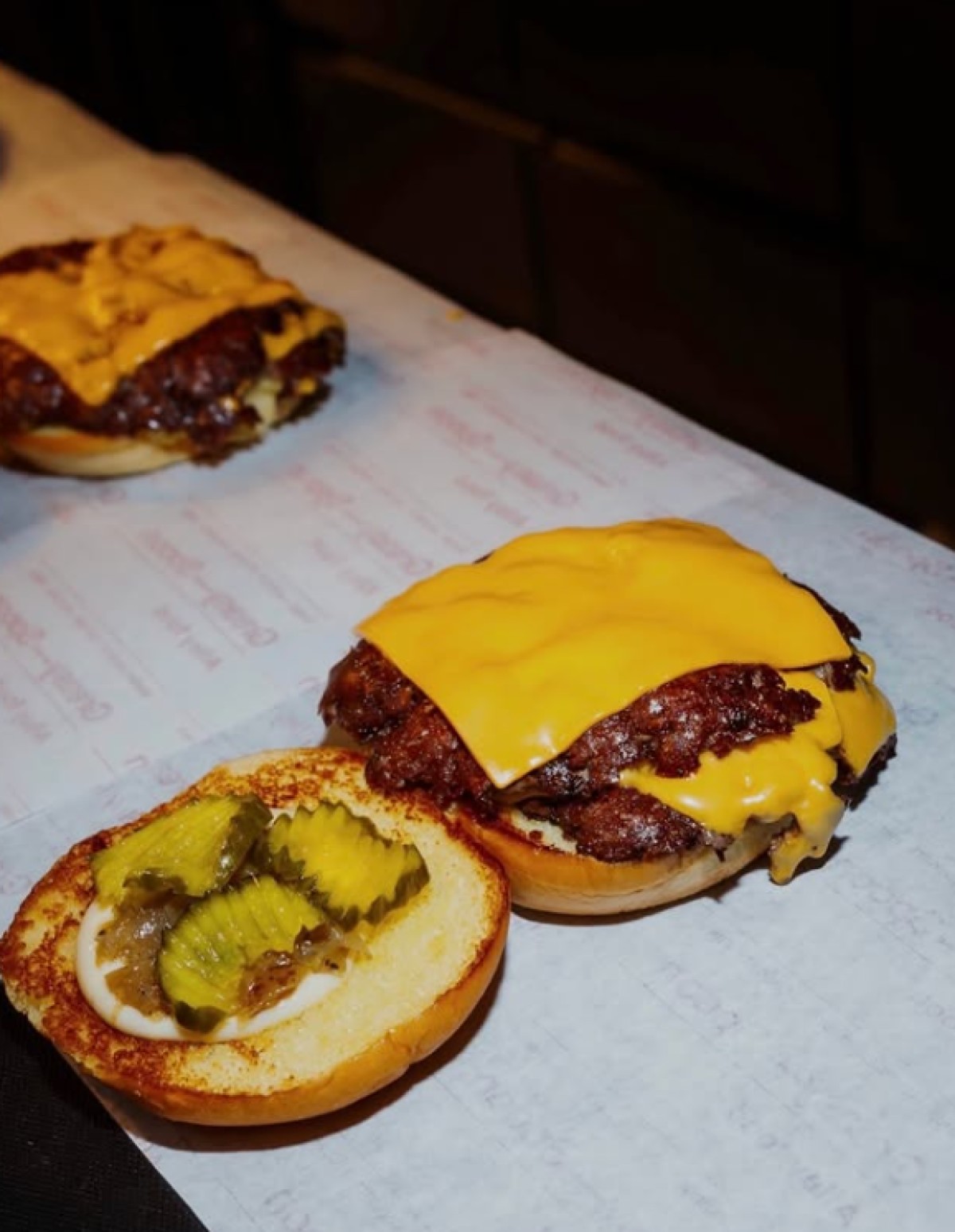 To κλασικό cheeseburger