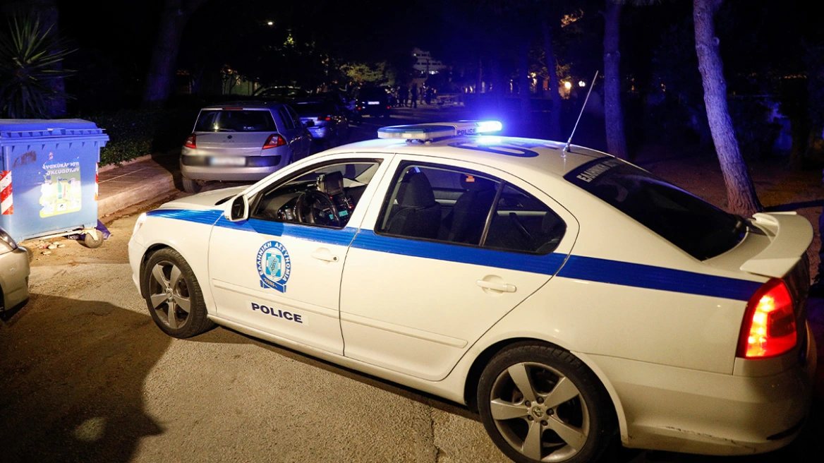 Σοκ επικρατεί στην κοινή γνώμη από το αιματηρό επεισόδιο με τους πυροβολισμούς που σημειώθηκε το βράδυ του Σαββάτου στα Εξάρχεια.