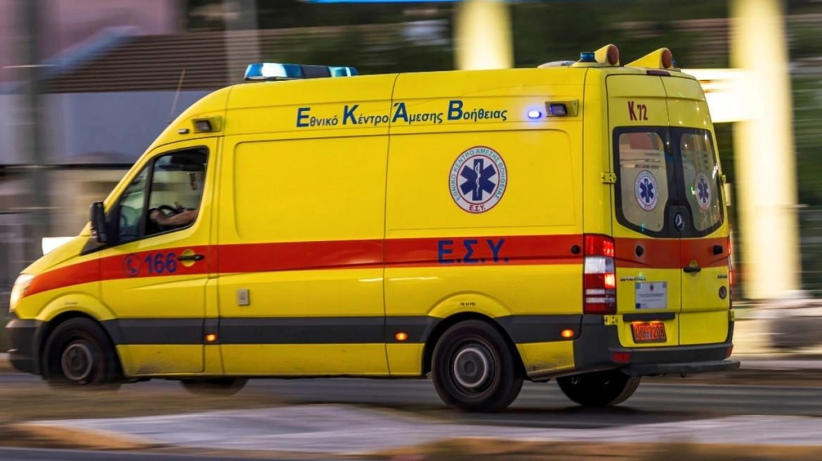 Στο νοσοκομείο Παπαγεωργίου μεταφέρθηκε ο 10χρονος ποδηλάτης μετά το τροχαίο ατύχημα που σημειώθηκε στην Ευκαρπία