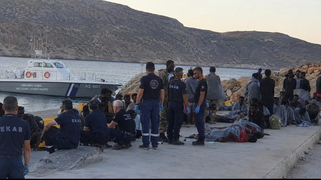 Σε κατάσταση διαρκούς ετοιμότητας βρίσκονται οι λιμενικές αρχές, καθώς οι καιρικές συνθήκες ευνοούν τη μεταφορά μεταναστών από τη Λιβύη στην Κρήτη.