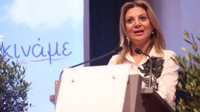 Το κόμμα της Καρυστιανού στήνει το πρώτο του γραφείο στην Αιόλου – Οι οικονομολόγοι, το πρόγραμμα και τα νέα πρόσωπα