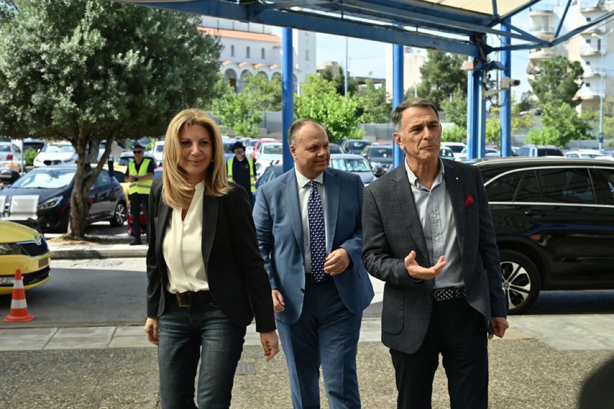 Το νέο προφίλ της Καρυστιανού στις περιοδείες και οι αντιδράσεις