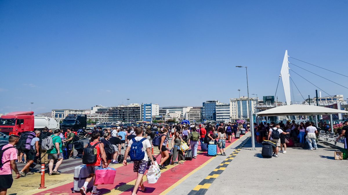 Το μεγάλο μυστικό για φθηνότερα ταξίδια: Έτσι θα πας διακοπές και θα ξοδέψεις λιγότερα
