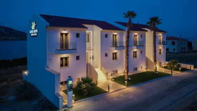 Latsis Suites: Ένας καλά κρυμμένος παραθαλάσσιος προορισμός στη νότια Πελοπόννησο