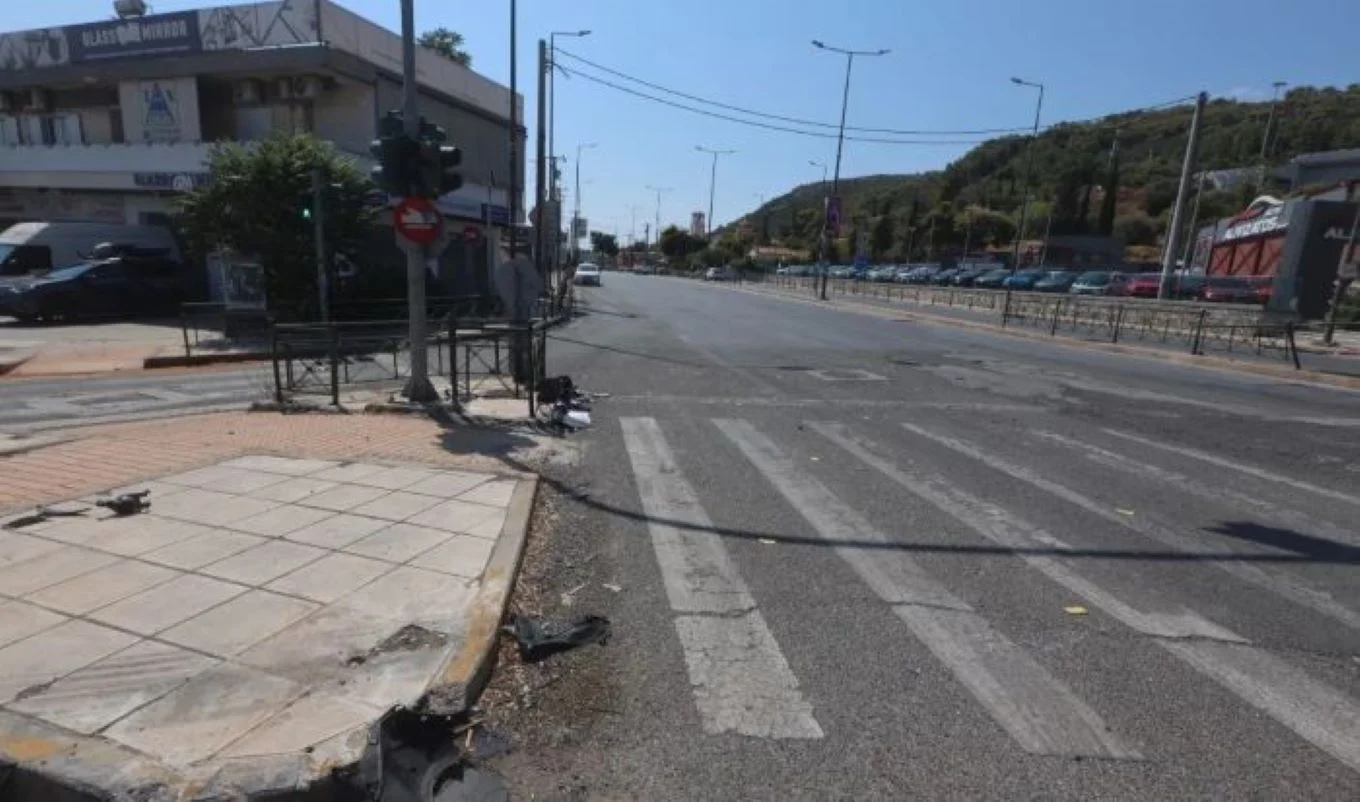 Τραγωδία στην Κερατέα: 20χρονος έχασε τη ζωή του σε σοκαριστικό τροχαίο στη Λεωφόρο Λαυρίου