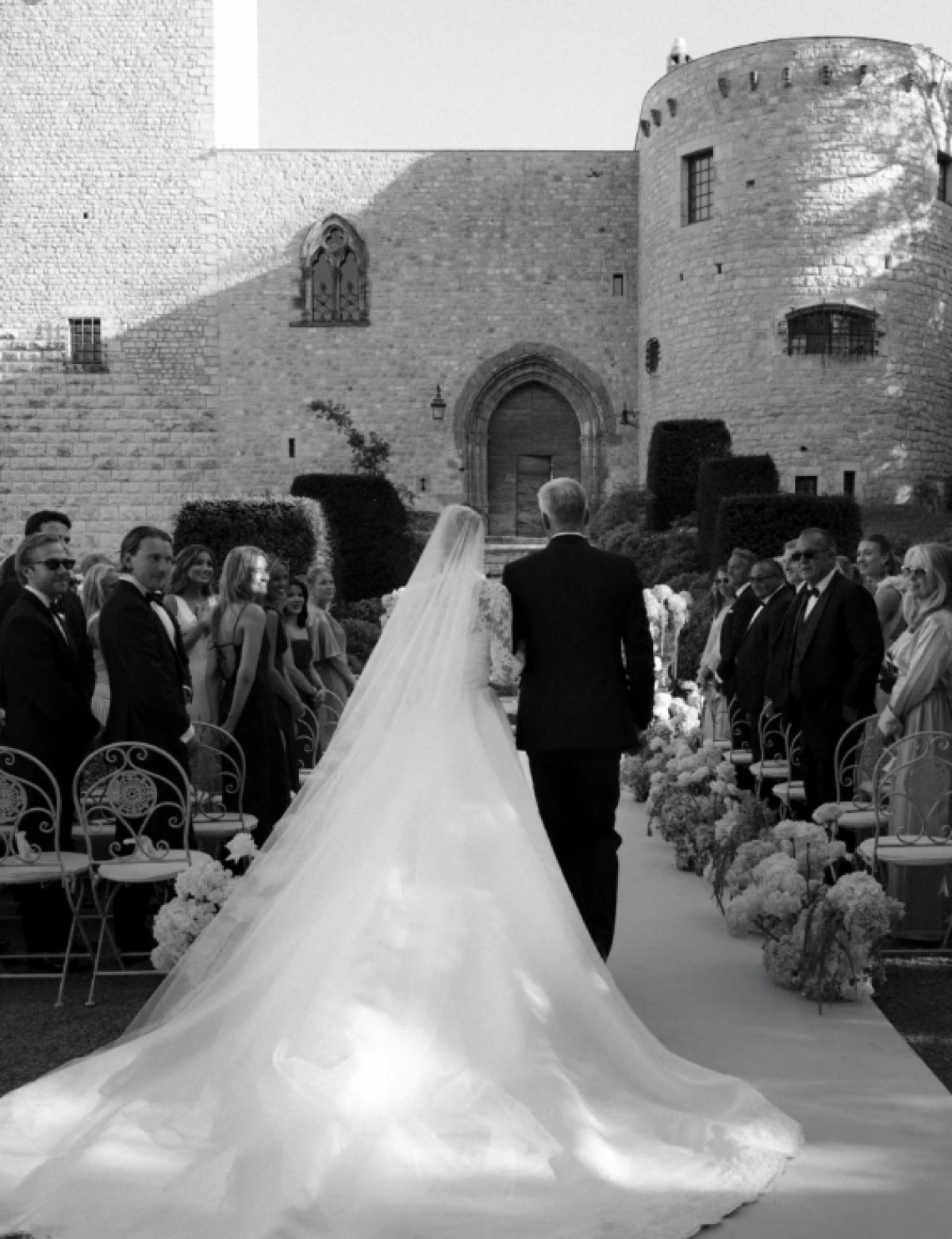 Ο παραμυθένιος γάμος στη Νότια Γαλλία 