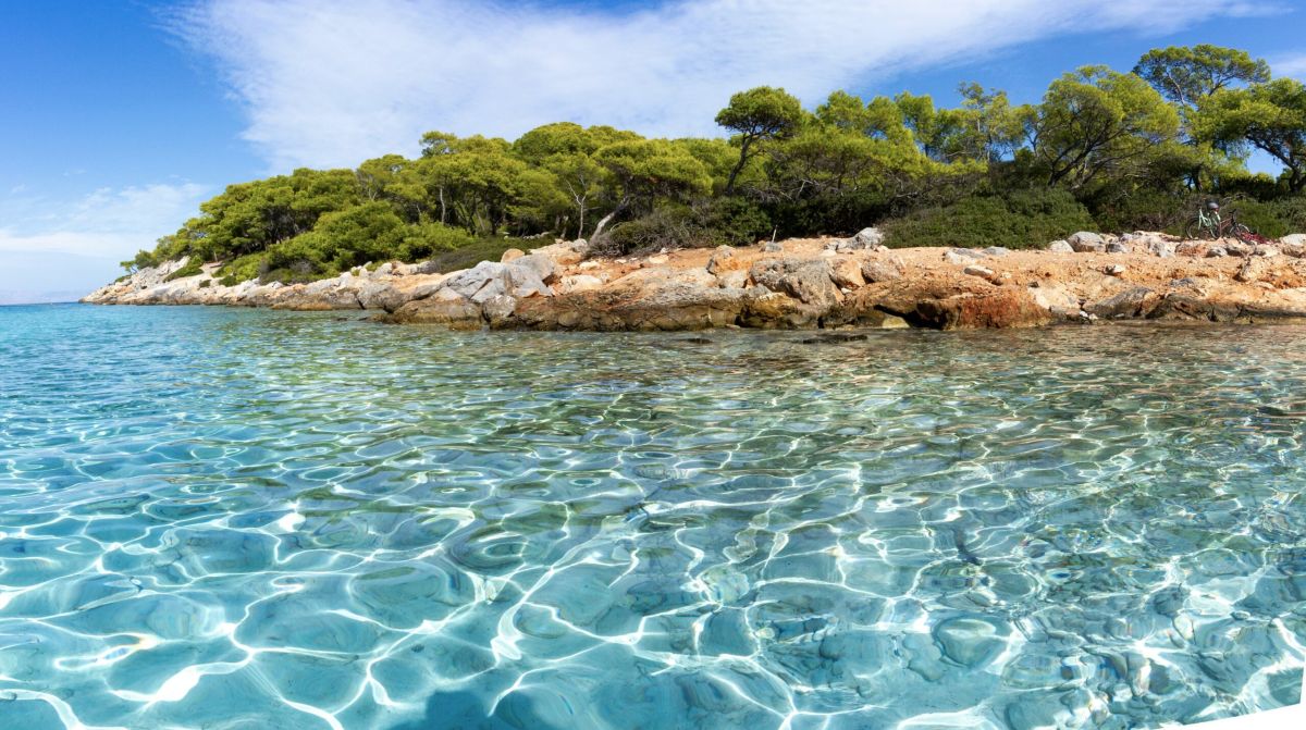 Αυτός είναι ο απόλυτος παράδεισος δίπλα στην Αθήνα