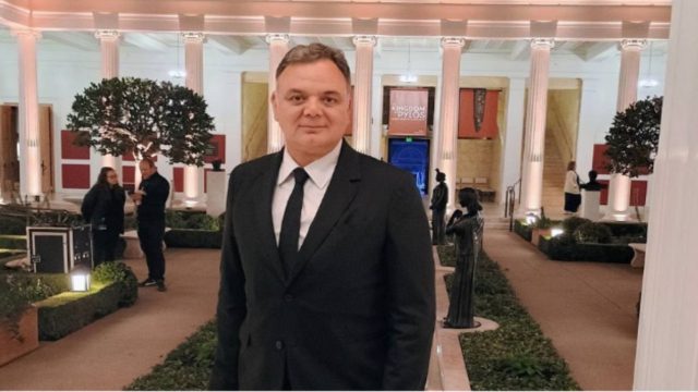 Ντόμινο παραιτήσεων μετά το σκάνδαλο στις Πολεοδομίες – Εκτός και ο Γιώργος Διδασκάλου