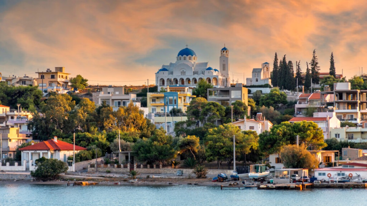 Μονοήμερη στη Σαλαμίνα: Το πιο «παρεξηγημένο» νησί του Σαρωνικού που αξίζει μια ευκαιρία