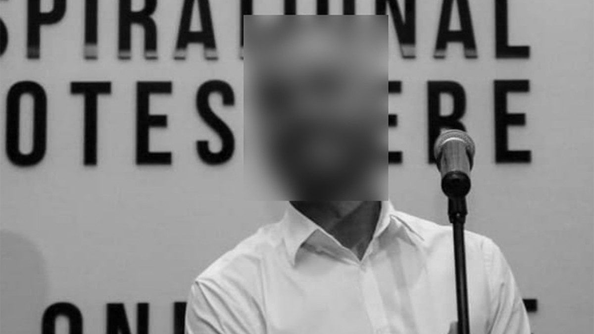 Γνωστός σε όλο το νησί: Ποιος είναι ο τραγουδιστής που συζητά σήμερα η Σύρος