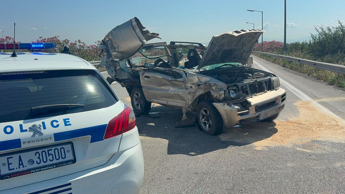 Τραγωδία στην άσφαλτο: 70χρονη έχασε τη ζωή της σε φρικτό τροχαίο στα Μάλγαρα – Καρφώθηκε πίσω από νταλίκα, σοκάρουν οι εικόνες!