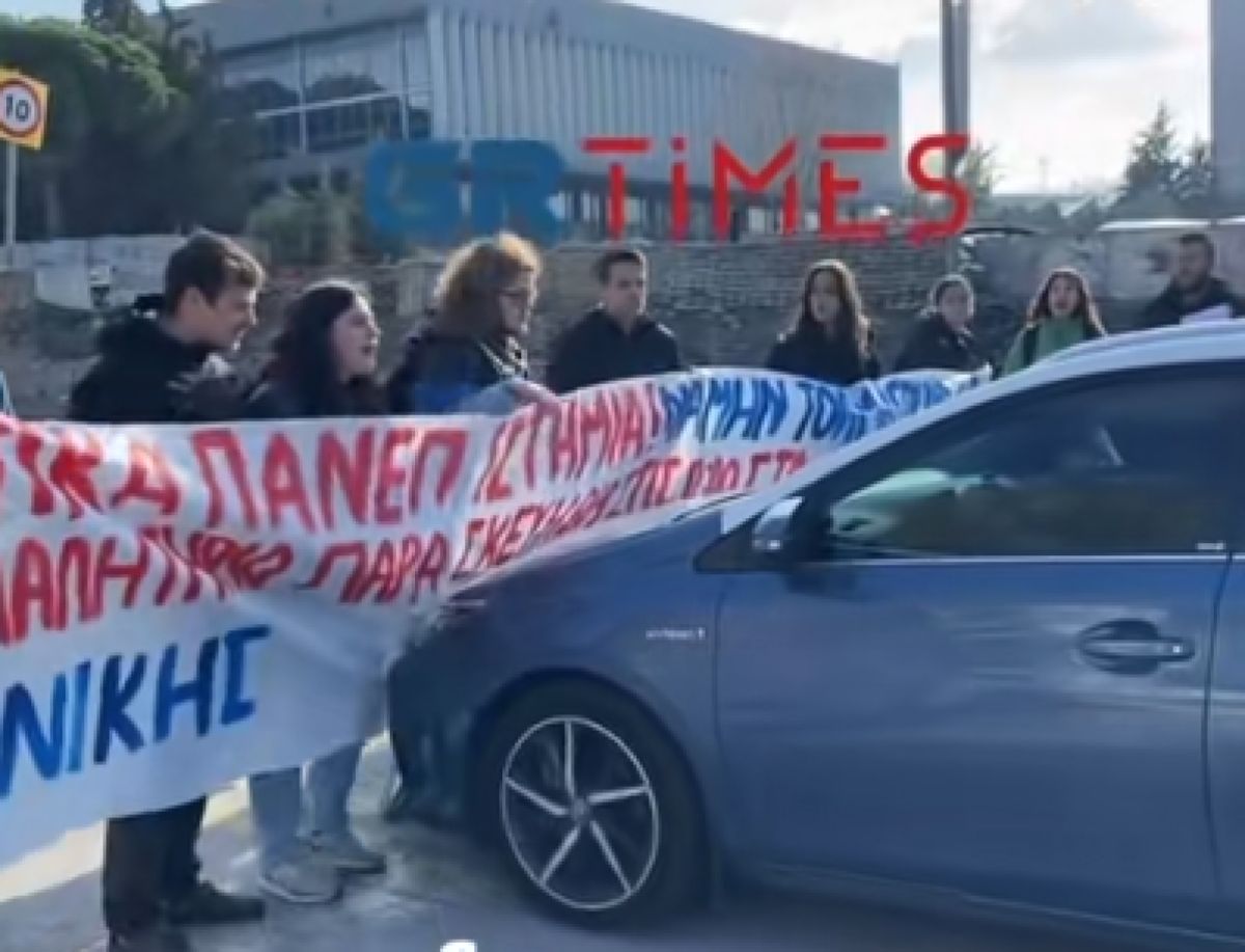 Σοκ από τον τσακωμό στον δρόμο