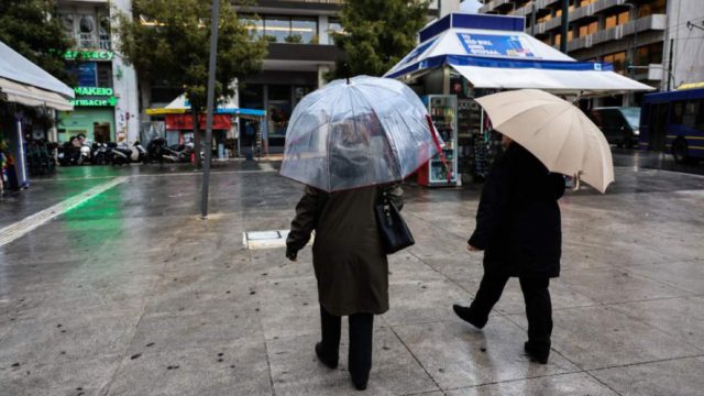 Καιρός 25/7: Με τοπικές βροχές και σταδιακή βελτίωση – Η πρόγνωση των Σούζη, Μάλεση