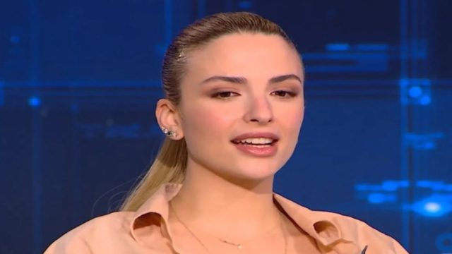 «Ενώπιος Ενωπίω»: Γιατί επέλεξε τη Λιόλιου ο Χατζηνικολάου – Τι συνέβη με την τηλεθέαση