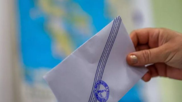 Pulse δημοσκόπηση: Η ΝΔ μπροστά με 29,5% – Σκληρή μάχη στην αντιπολίτευση
