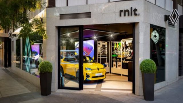 rnlt© Athens στο Κολωνάκι: Το νέο urban hub της Renault που φέρνει design, τεχνολογία και lifestyle εμπειρία