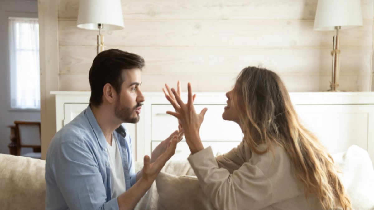 Όταν η καρδιά δεν λέει “αντίο”: τα ζώδια που μένουν δεμένα