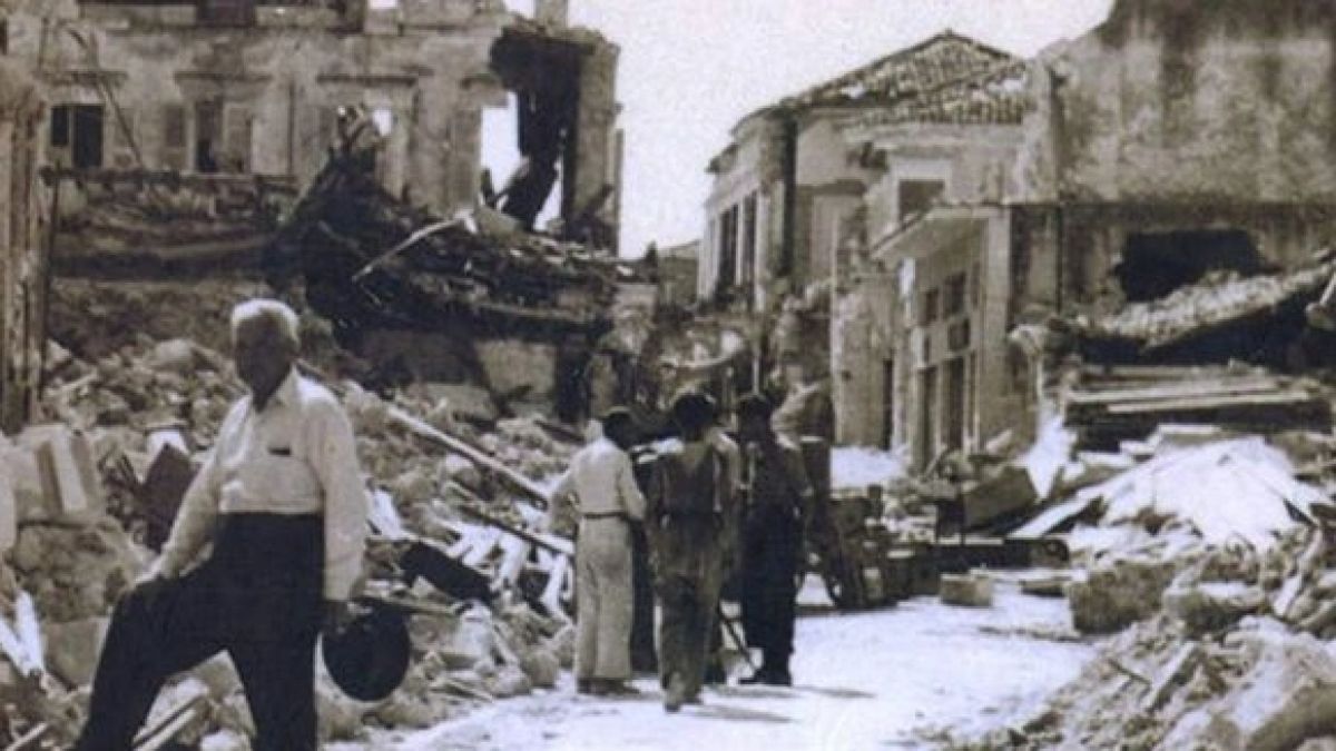 53 νεκροί, χιλιάδες άστεγοι: Η μεγάλη πληγή της Σαντορίνης το 1956