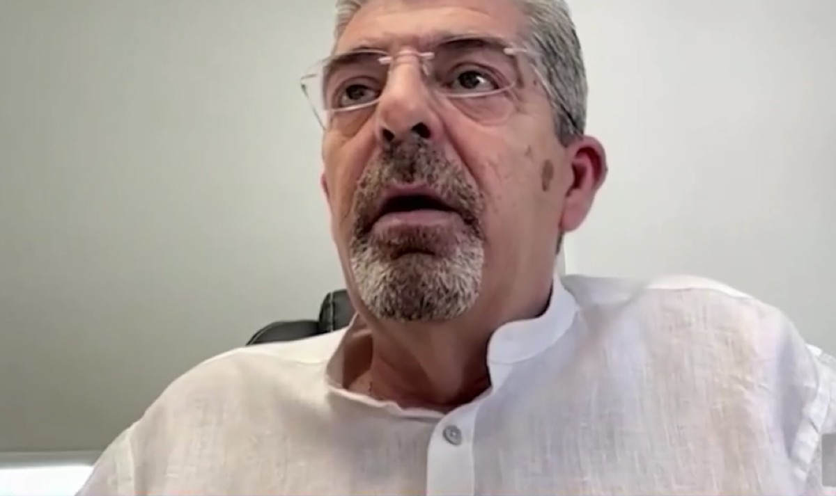 Ο Χαράλαμπος Μπακόπουλος, δήλωσε ότι η ίδια η λουόμενη ανέφερε πως το ψάρι «έμοιαζε» με λαγοκέφαλο