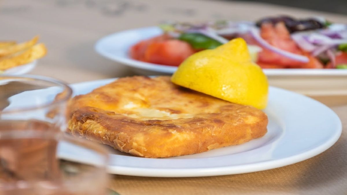 Παραδοσιακές γεύσεις και λαϊκές βραδιές στη Μουριά