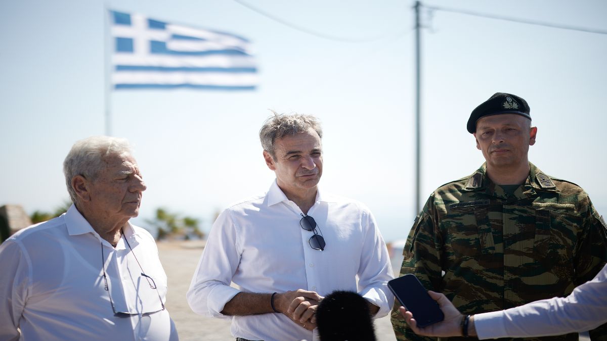 Μητσοτάκης: «Οι νησιώτες μας να αισθάνονται ασφαλείς με τις Ένοπλες Δυνάμεις»