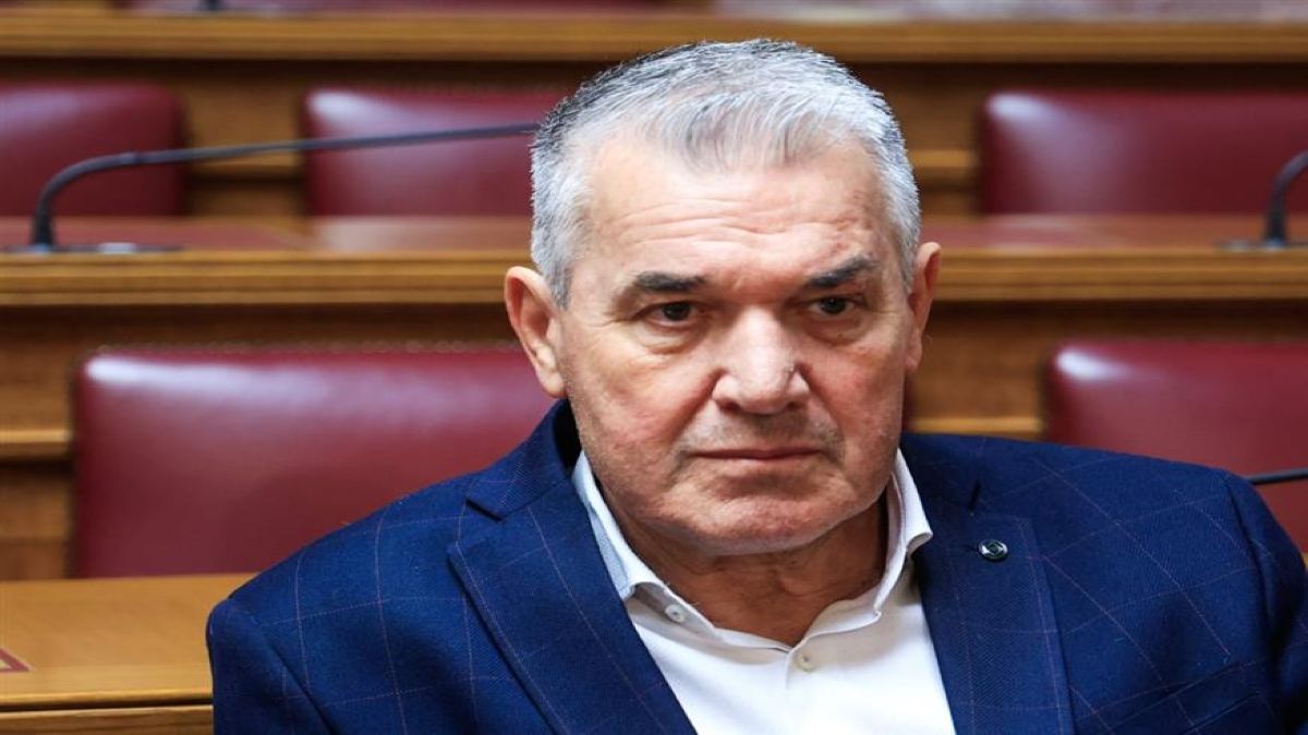 Κυριαζίδης: Ο Πλεύρης αποδοκιμάζει τις δηλώσεις, αλλά αποκλείει νέα διαγραφή