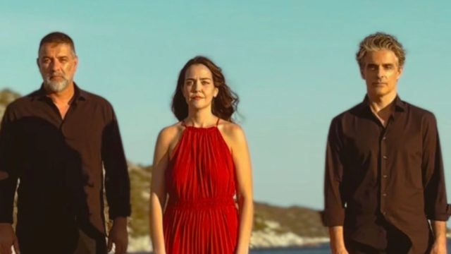 «Δύο μαύρα πουκάμισα»: Βεντέτες, μυστικά και μια επιστροφή που φέρνει χάος – Τα πάντα για τη νέα σειρά του Mega