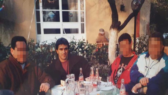 «Το παπούτσι στο τσιμέντο της Ελευσίνας»: Η φρικιαστική εξαφάνιση του εκτελεστή του Καλαποθαράκου!