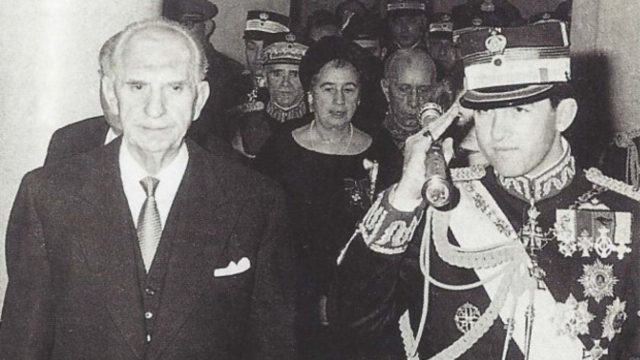 Σαν σήμερα 8 Ιουλίου 1965: : Η επιστολή του βασιλιά Κωνσταντίνου που άνοιξε τον δρόμο για τα «Ιουλιανά» και την πολιτική κρίση