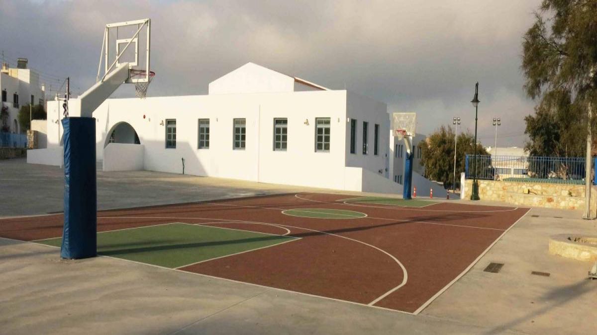 Τραγικές εικόνες στη Νάξο: Βανδαλισμός δημοτικού σχολείου