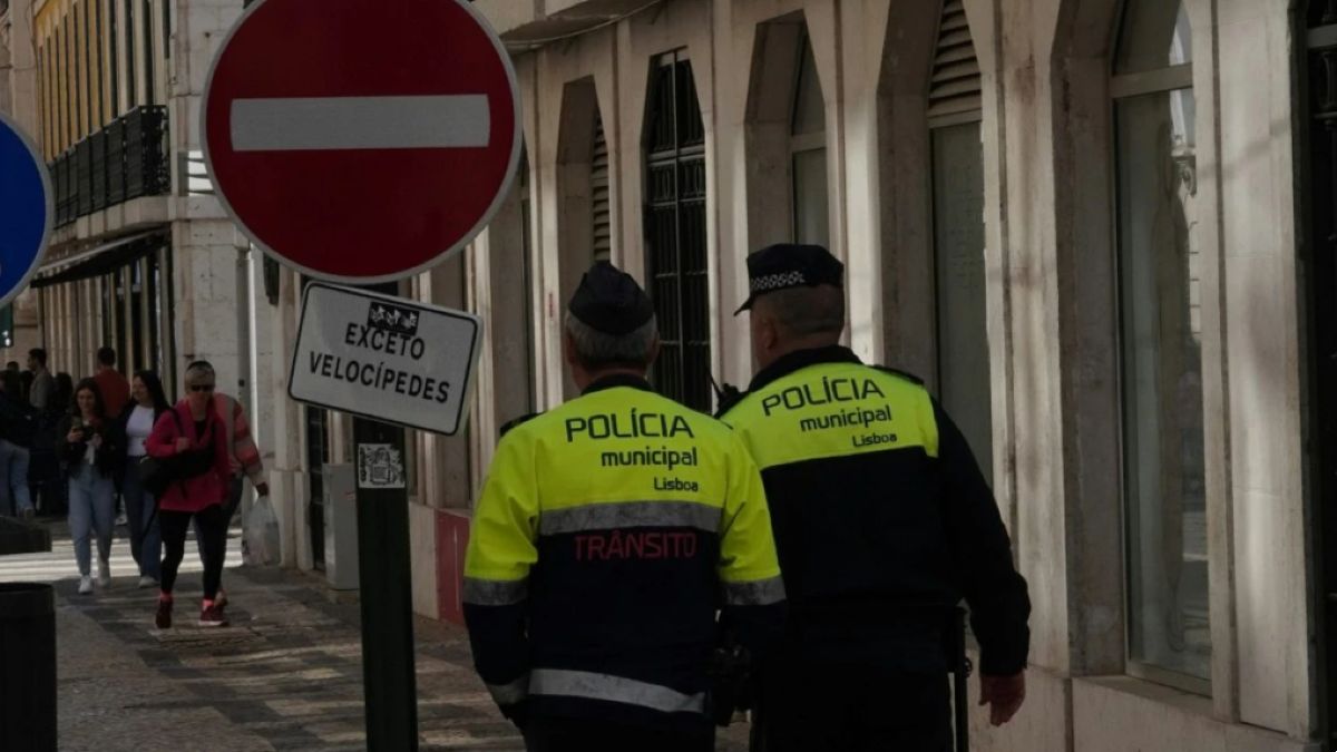 Τραγωδία στην Πορτογαλία: Λεωφορείο παρέσυρε πεζούς σε στάση, δύο γυναίκες έχασαν τη ζωή τους