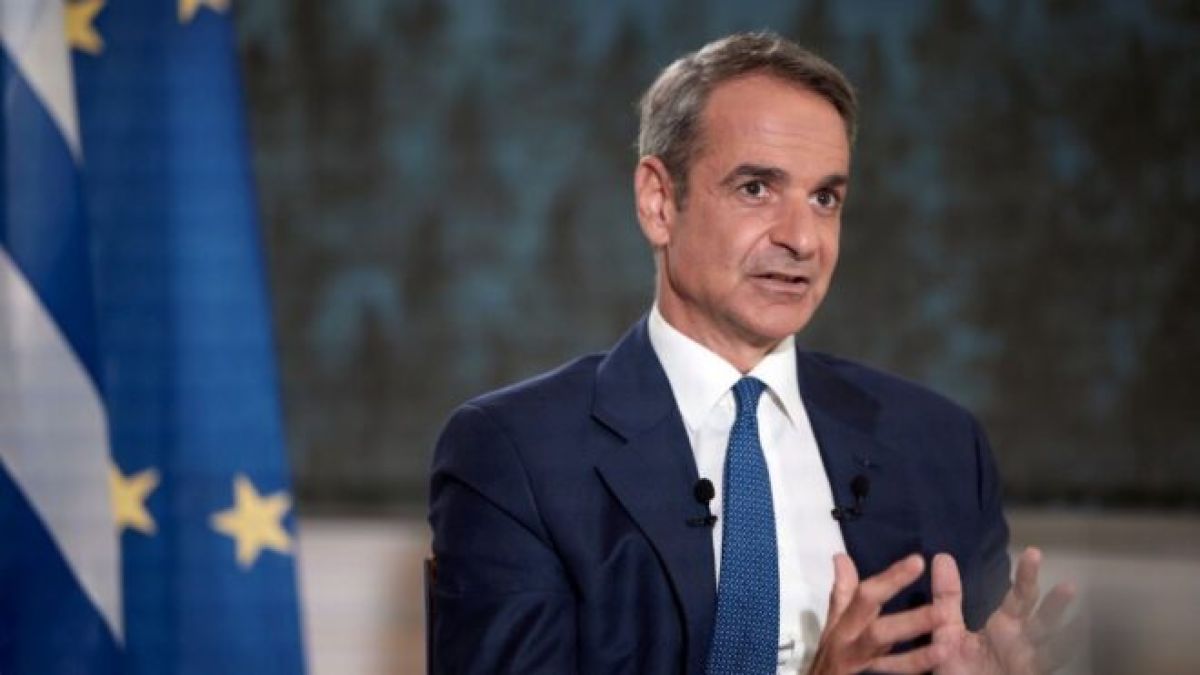 Εκτός από τη Δούρου, ο πρωθυπουργός εξαπέλυσε πυρά σε ΠΑΣΟΚ και μικρότερα κόμματα.
