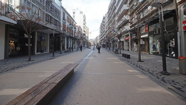 Σοκ στη Θεσσαλονίκη: Η ιστορική αγορά που σβήνει – Ποια καταστήματα κατεβάζουν ρολά για πάντα!