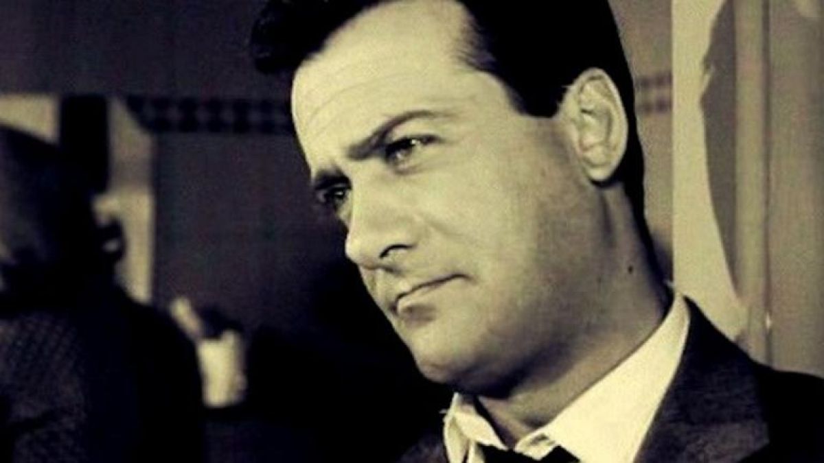 Αλέκος Αλεξανδράκης: Στο σφυρί η ιστορική βίλα με την ιδιωτική παραλία – Το αστρονομικό ποσό