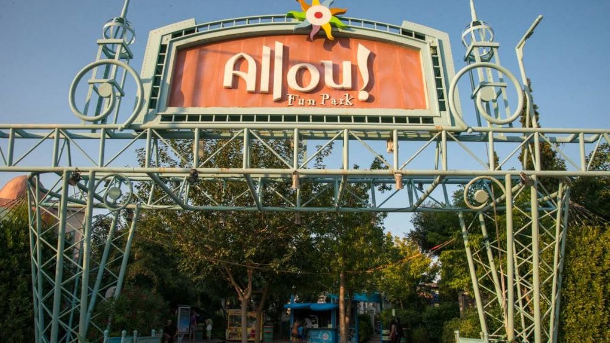To Allou! Fan Park (Fcebook)