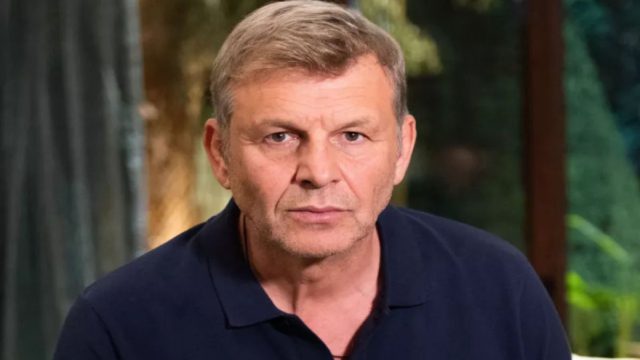 Απόστολος Γκλέτσος: Νέα «καρφιά» από τον κουμπάρο του – Η φωτογραφία που προκάλεσε χαμό