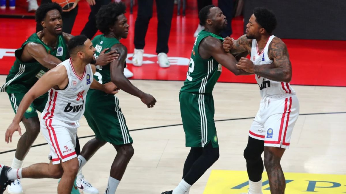Basket League: Βαριές ποινές σε Τζόουνς και Ναν – Αφαίρεση βαθμών από Ολυμπιακό και Παναθηναϊκό