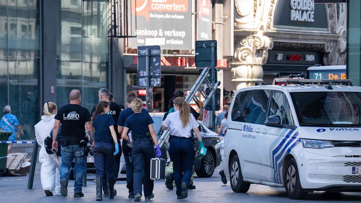 Τραγωδία στις Βρυξέλλες: Τουλάχιστον έξι νεκροί από μεγάλη πυρκαγιά σε υπό ανακαίνιση κτίριο – Φόβοι για περισσότερα θύματα