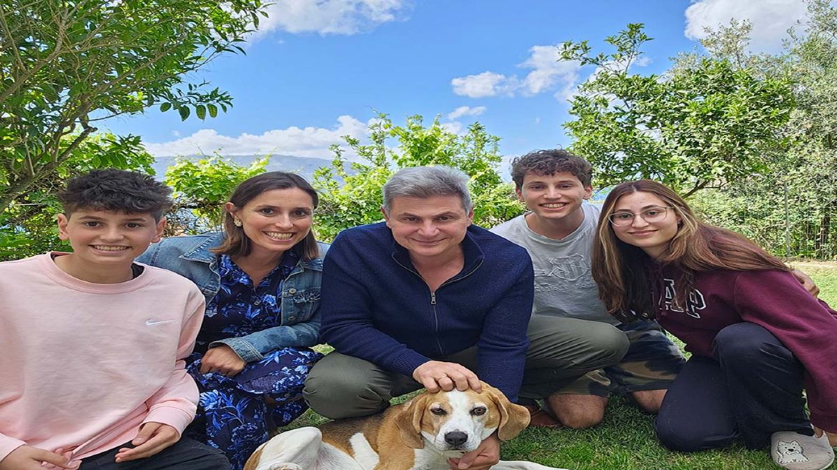 Βρυξέλλες: Ερωτήματα για τη χρονική αλληλουχία και τη διαφάνεια απόσπασης υπαλλήλου